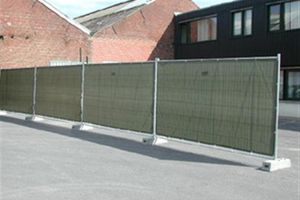 Werfhekgaas 150g/m² met bevestigingsogen om de 50 cm