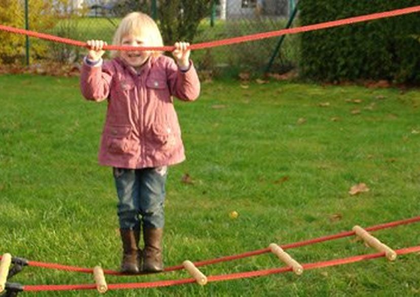 Touwladder voor robiniahouten palen